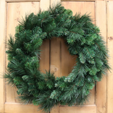 24" Deluxe Evergreen Wreath w/ 150 Tips